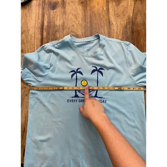 Life is Good Blue Short Sleeve Hammock & Palms Crew Neckline T-Shirt Size Large - Picture 5 of 7